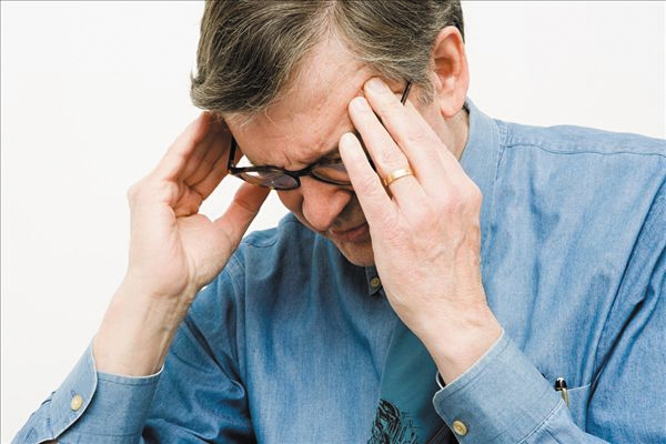 如何治疗偏头痛 偏头痛的刮痧疗法