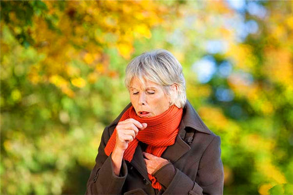 冬季如何防治老年人慢性支气管炎