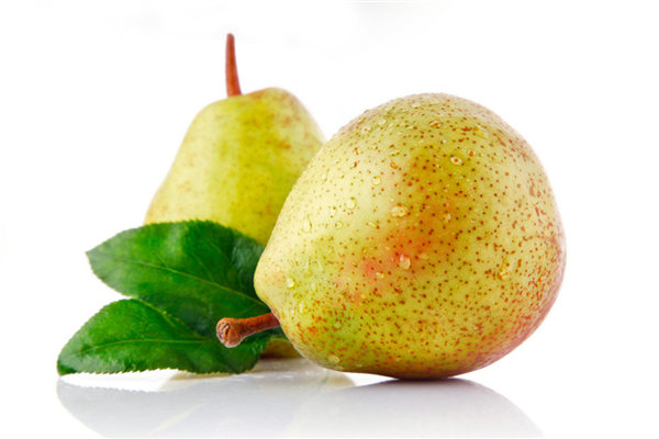秋季养生：多吃梨润燥消风 三种吃法更有效