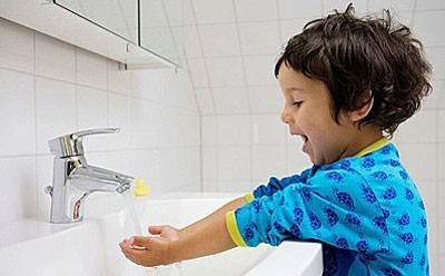 如何让3岁宝宝养成洗手的好习惯