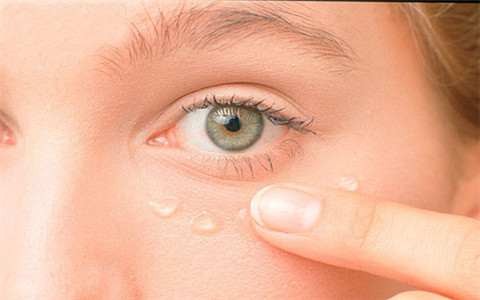 眼睛干燥症有哪些表现症状