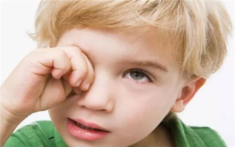 孩子经常眨眼睛怎么治疗
