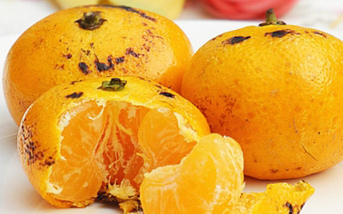 冬季养生_吃烤橘子对止咳有效吗