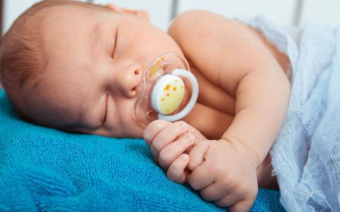 新生儿能补钙吗