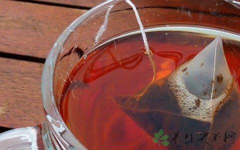 怎样区分红茶和绿茶_红茶和绿茶怎么区别
