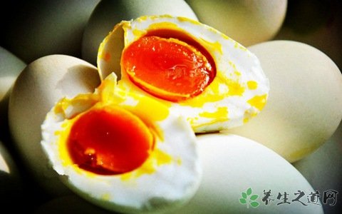 鸭卵的功效与作用_鸭卵的药用价值