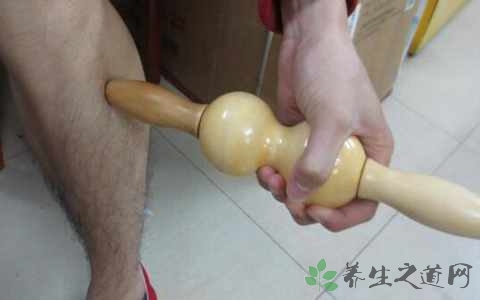 如何按摩足三里穴