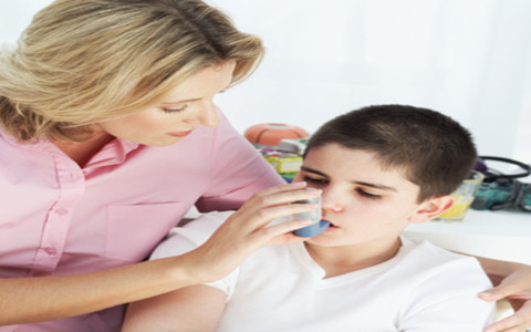 哮喘喷雾剂如何使用