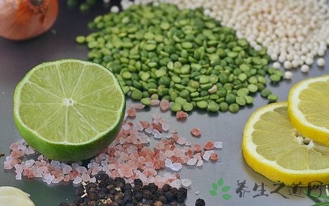 喝中药可以吃绿豆薏米糖水吗
