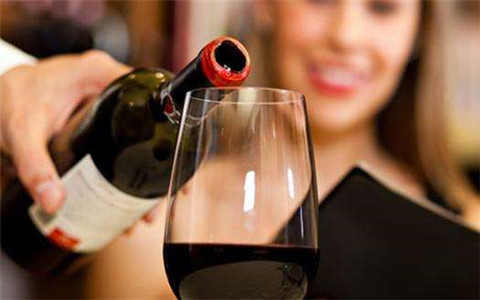 胃癌能喝葡萄酒吗