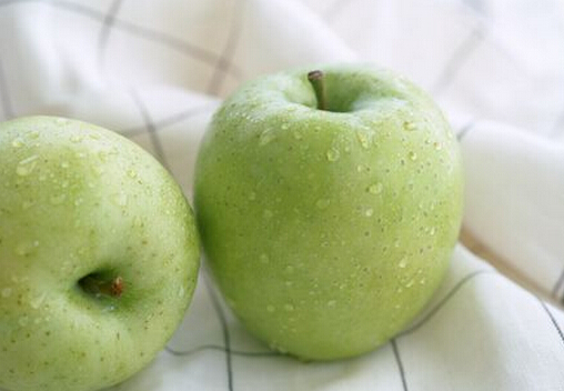 苹果煮水的做法-苹果煮水能止腹泻？