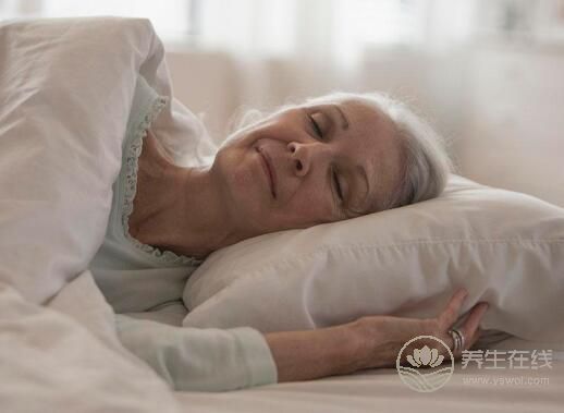 怎样帮助老人提高睡眠质量