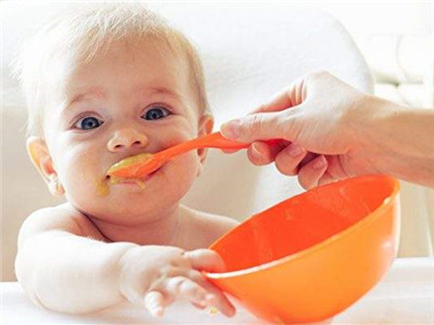 10个月宝宝如何添加辅食?10个月宝宝辅食食谱