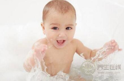 秋季预防儿童湿疹要正确洗澡