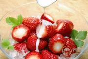 吃草莓前的正确清洗3步骤，好干净
