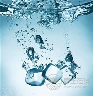 喝足水能帮助减肥！补足水分还有这些功能，你知道吗