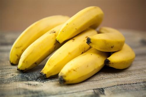 香蕉和它一起吃变剧毒  什么时候吃香蕉最好