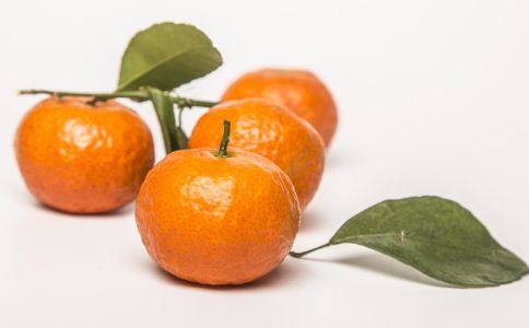 冬天怕冷的人可以吃些橘子
