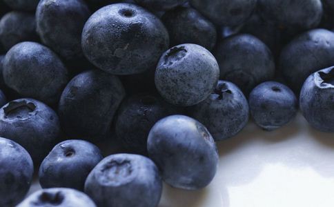 吃蓝莓有哪些好处呢？