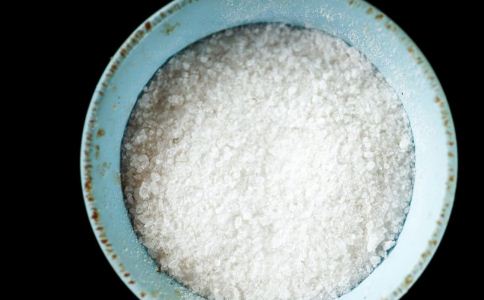 食盐抢购潮 食盐真的可以预防辐射吗？