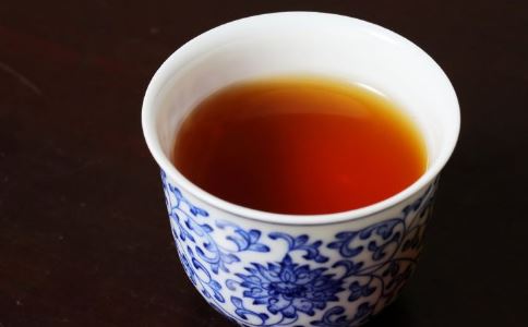 喝红茶好吗 冬季喝红茶有什么好处 喝红茶要注意什么