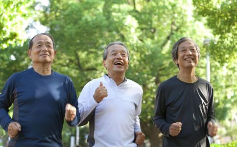 男人更年期的症状 男人更年期有什么症状 男人更年期怎么办