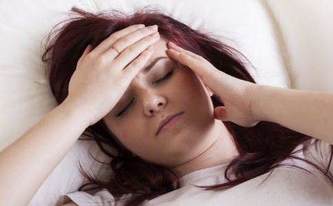 更年期失眠的危害有哪些 更年期失眠怎么办 更年期失眠如何调理