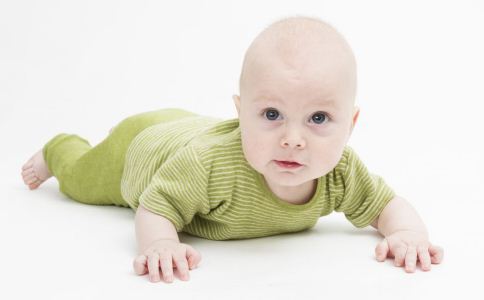 宝宝有口气怎么办 宝宝有口气如何护理 如何预防宝宝出现口气