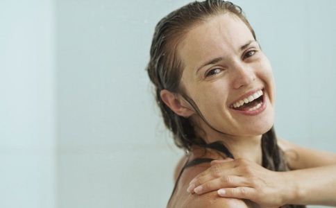 女性洗澡时注意这4件事也能美容