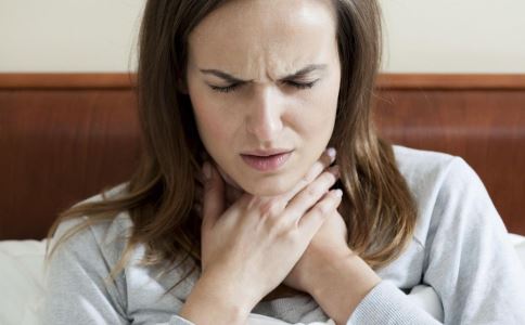 更年期女性要注意什么 气喘症状有哪些 更年期女性会出现气喘吗