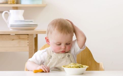 孩子偏食的原因 孩子偏食怎么办 孩子偏食的危害