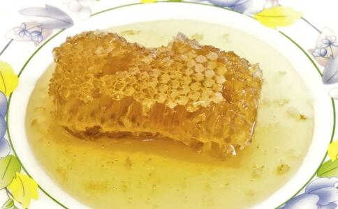 男人喝蜂蜜的六大好处 有效预防前列腺