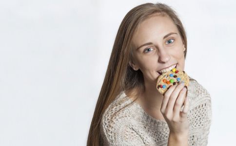 经常吃甜食的危害 常吃甜食有哪些坏处 怎么正确吃甜食