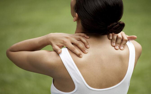 肩膀疼痛的治疗方法 肩膀疼怎么办 肩疼如何治疗