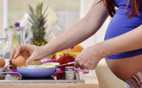 孕妇夏季养生吃什么 孕妇适合吃哪些食物 孕妇在夏天饮食要注意什么