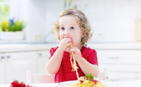 夏季儿童吃什么好 儿童夏季饮食原则 儿童夏季吃什么食物好