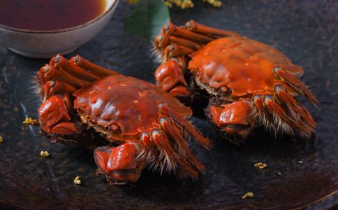 吃螃蟹不能吃什么 吃螃蟹注意事项 吃螃蟹禁忌