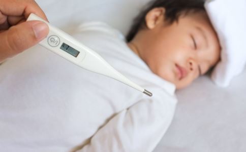 婴幼儿哮喘怎么办 婴幼儿哮喘如何护理 秋季婴幼儿哮喘怎么办