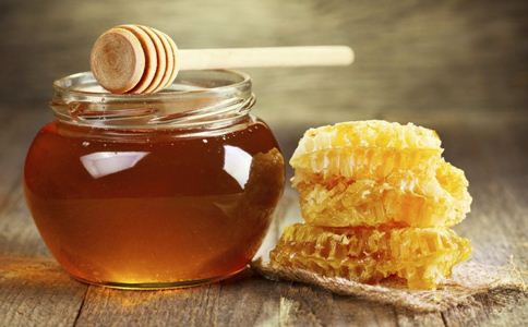 秋季最养人的4种食物 润燥选藕养阴选蜂蜜