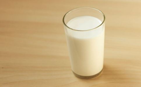 注意 牛奶的10大错误喝法