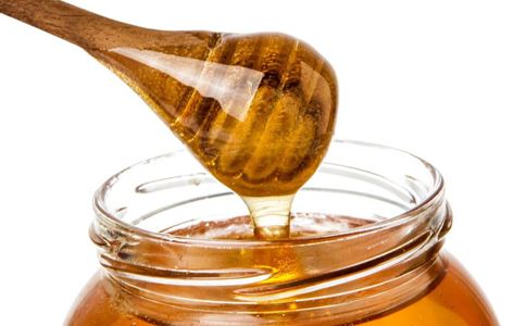 喝蜂蜜水的好处 蜂蜜水的营养 喝蜂蜜水有哪些好处