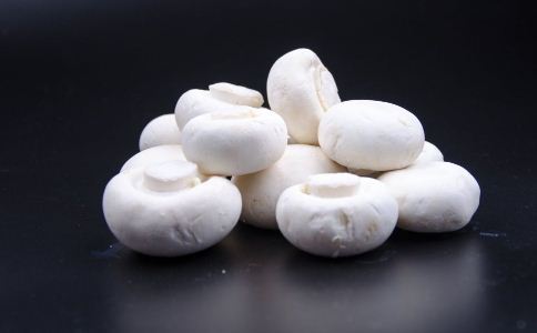 吃蘑菇的好处 常吃蘑菇有哪些好处 蘑菇的营养价值