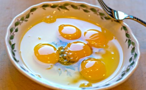 女性吃鸡蛋的禁忌 女性可以吃鸡蛋吗 女性怎么吃鸡蛋最好