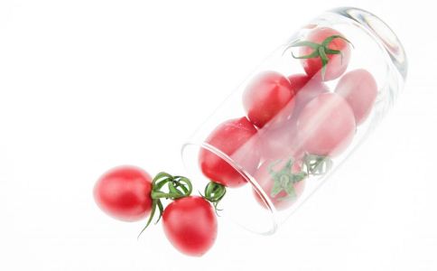 西红柿的营养 老人吃西红柿的好处 西红柿怎么吃最好