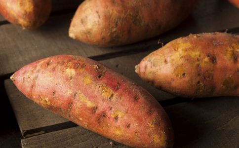 冬季可以吃红薯吗 红薯什么时候吃比较好 红薯不能与什么同吃