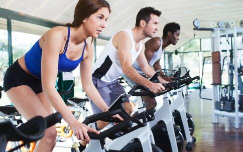 健身习惯 最坏四个健身习惯 体育运动 健身教练 身体健康 锻炼过程