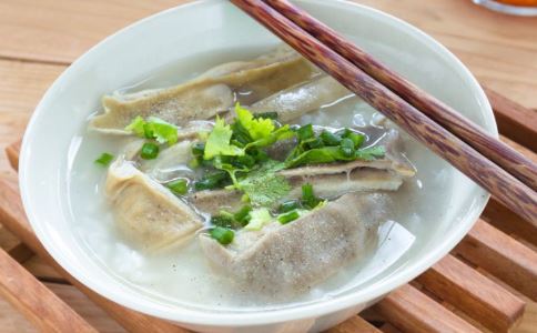 夏季凉爽吃什么食物 夏季凉爽的食物 什么食物吃起来凉爽