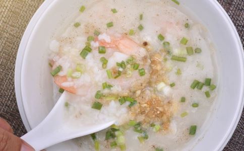 夏季煲汤祛湿 夏季清热祛湿汤 夏季祛湿方法