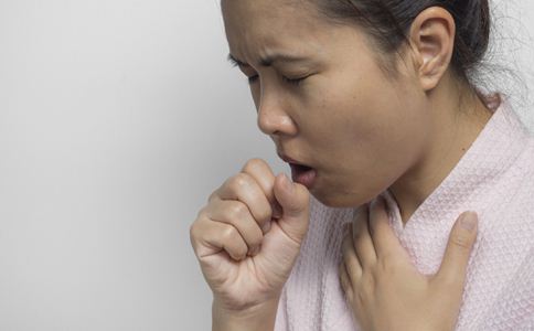 冬季咳嗽怎么办 冬季咳嗽吃什么好 咳嗽的饮食疗法
