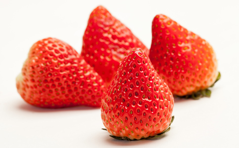 春季草莓吃多了会怎么样 春季草莓吃多了的危害 春季养生的饮食原则